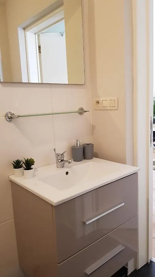 Apartment Bnb Antwerpen - Chique Belgium